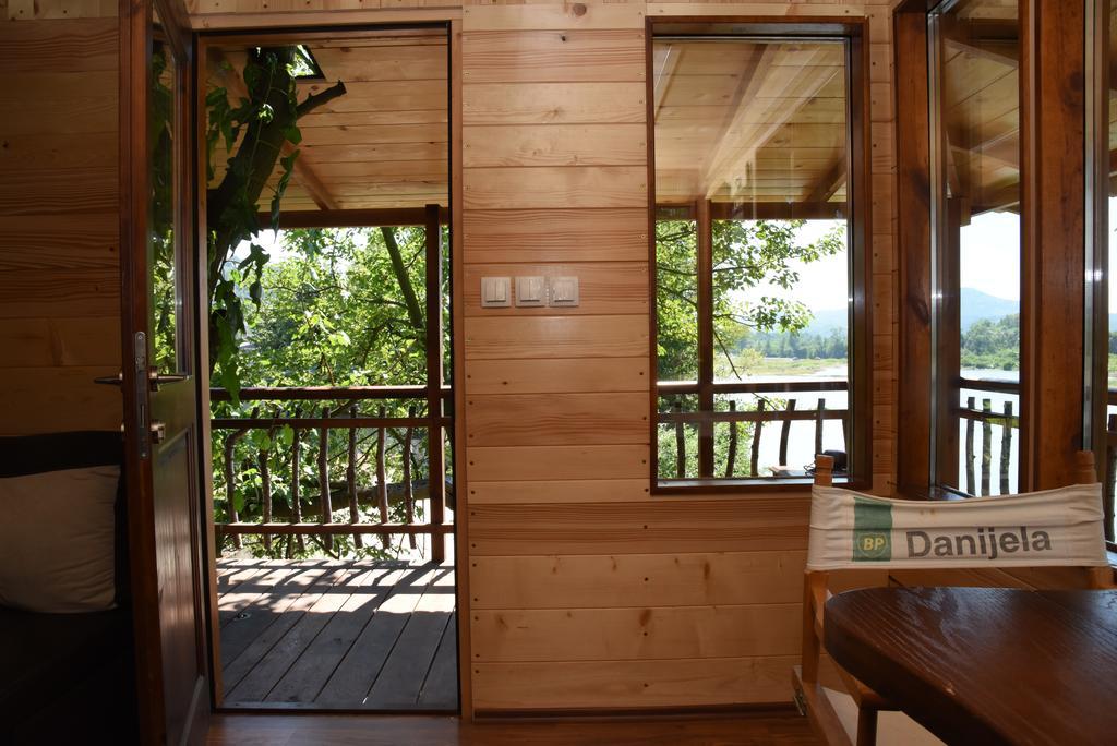 Holiday Home Kucica Na Drvetu Banja Koviljača Екстериор снимка