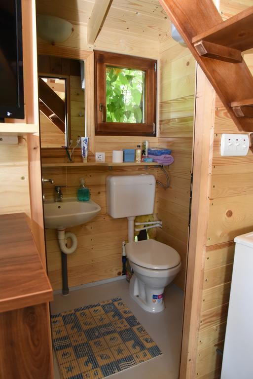 Holiday Home Kucica Na Drvetu Banja Koviljača Екстериор снимка