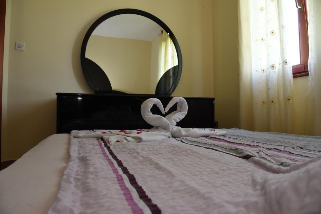 Holiday Home Kucica Na Drvetu Banja Koviljača Екстериор снимка