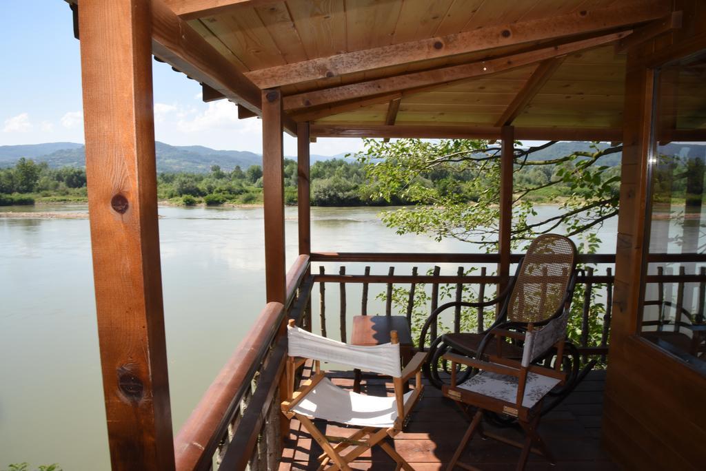 Holiday Home Kucica Na Drvetu Banja Koviljača Екстериор снимка