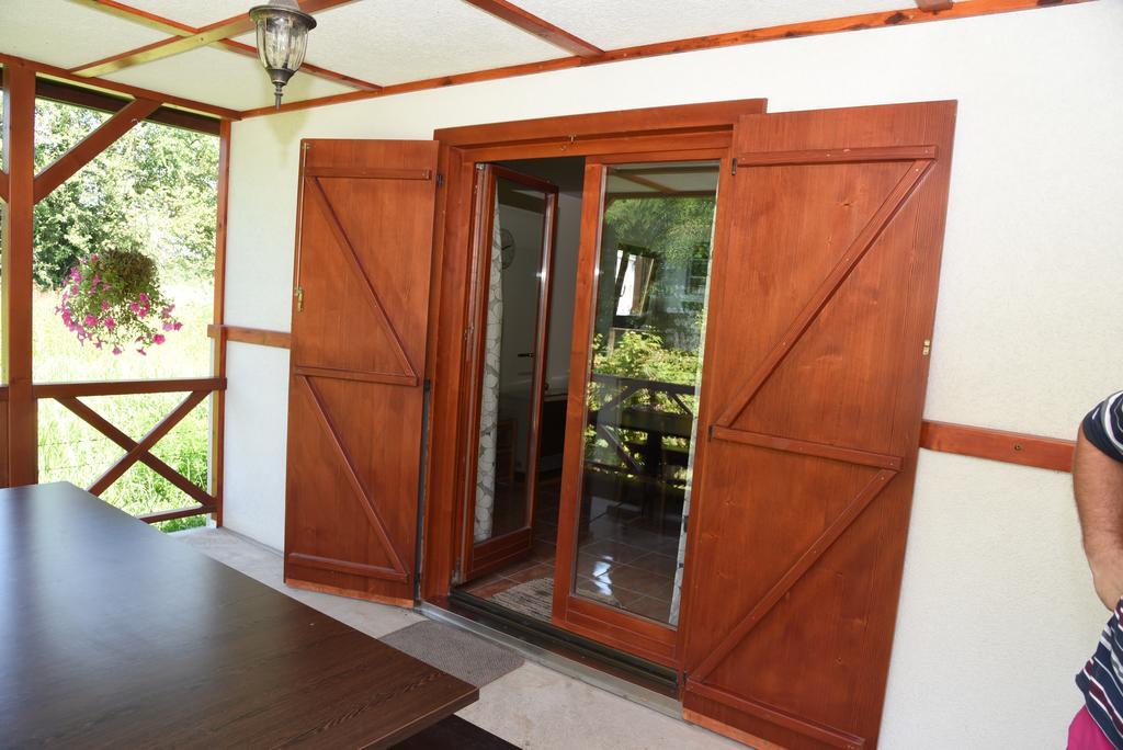 Holiday Home Kucica Na Drvetu Banja Koviljača Екстериор снимка