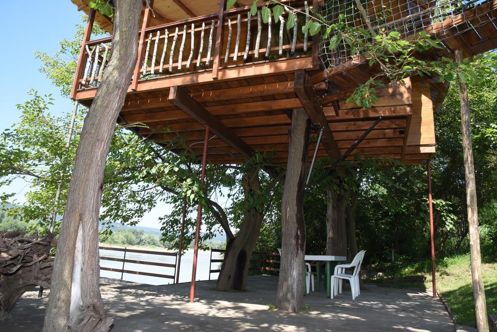 Holiday Home Kucica Na Drvetu Banja Koviljača Екстериор снимка
